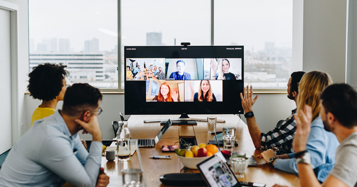 Best Technology For Hybrid Meetings In Offices