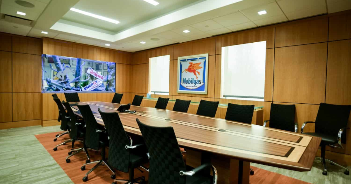 How To Set Up A Modern Conference Room